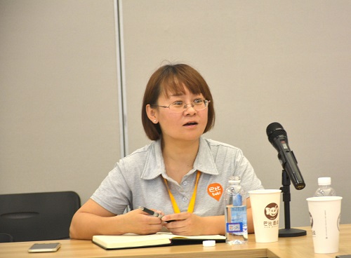 “咱们工会有力量!”---区总工会书记陈军康莅临尊龙凯时人生就是博调研纪实